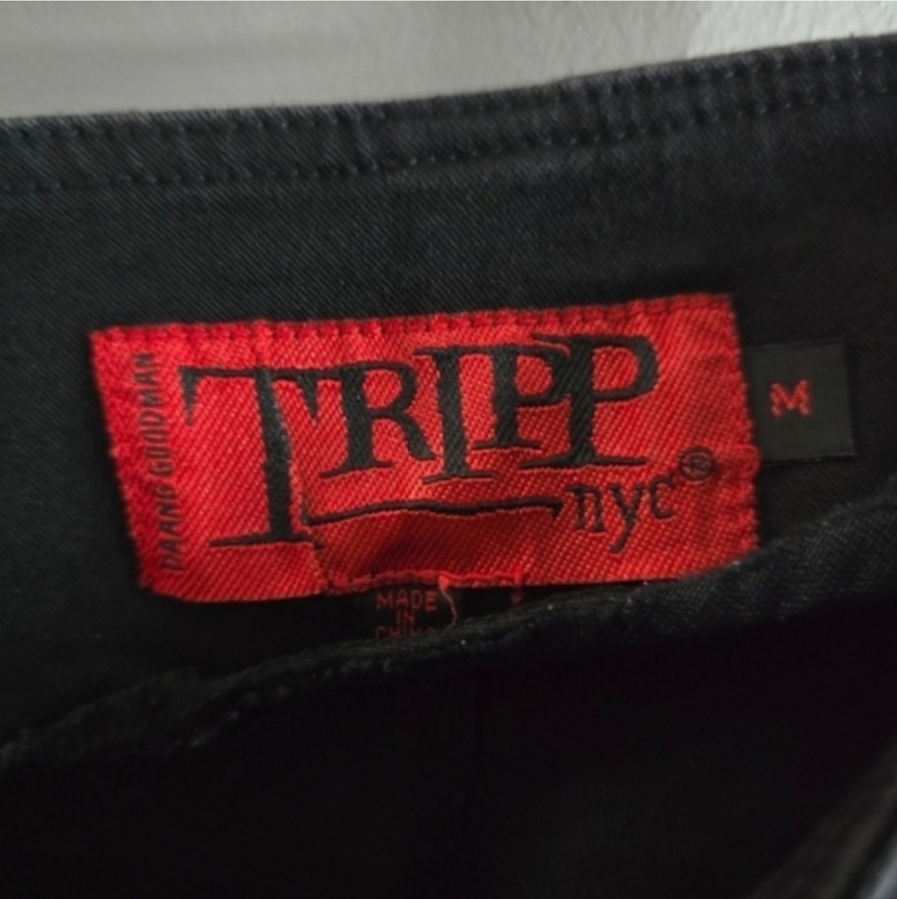 Black Grommet Tripp Skirt - Picture 7 of 7